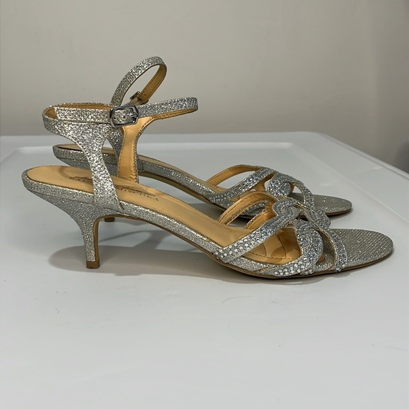 Badgley Mischka Womens Sliver Open Toe Kitten Heel Glitter Rhinestone Size 8.5 - Picture 6 of 16